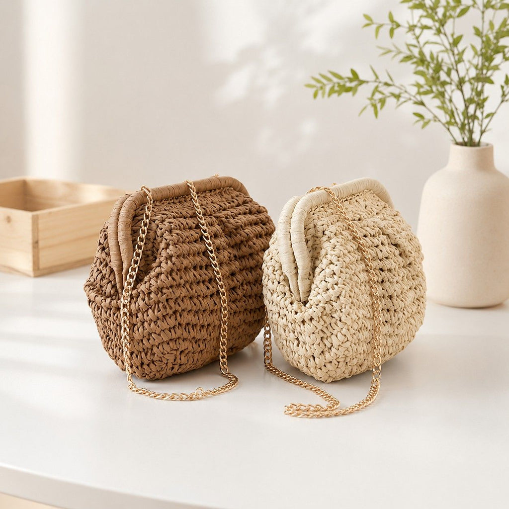 Woven Straw Crossbody Bag Small Chain Shoulder Handbag with Flap Closure