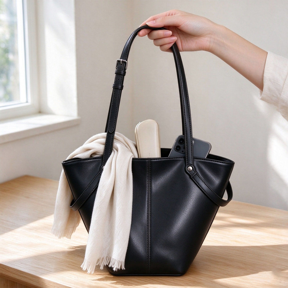 Structured Tote Shoulder Bag with Adjustable Straps and Interior Pockets