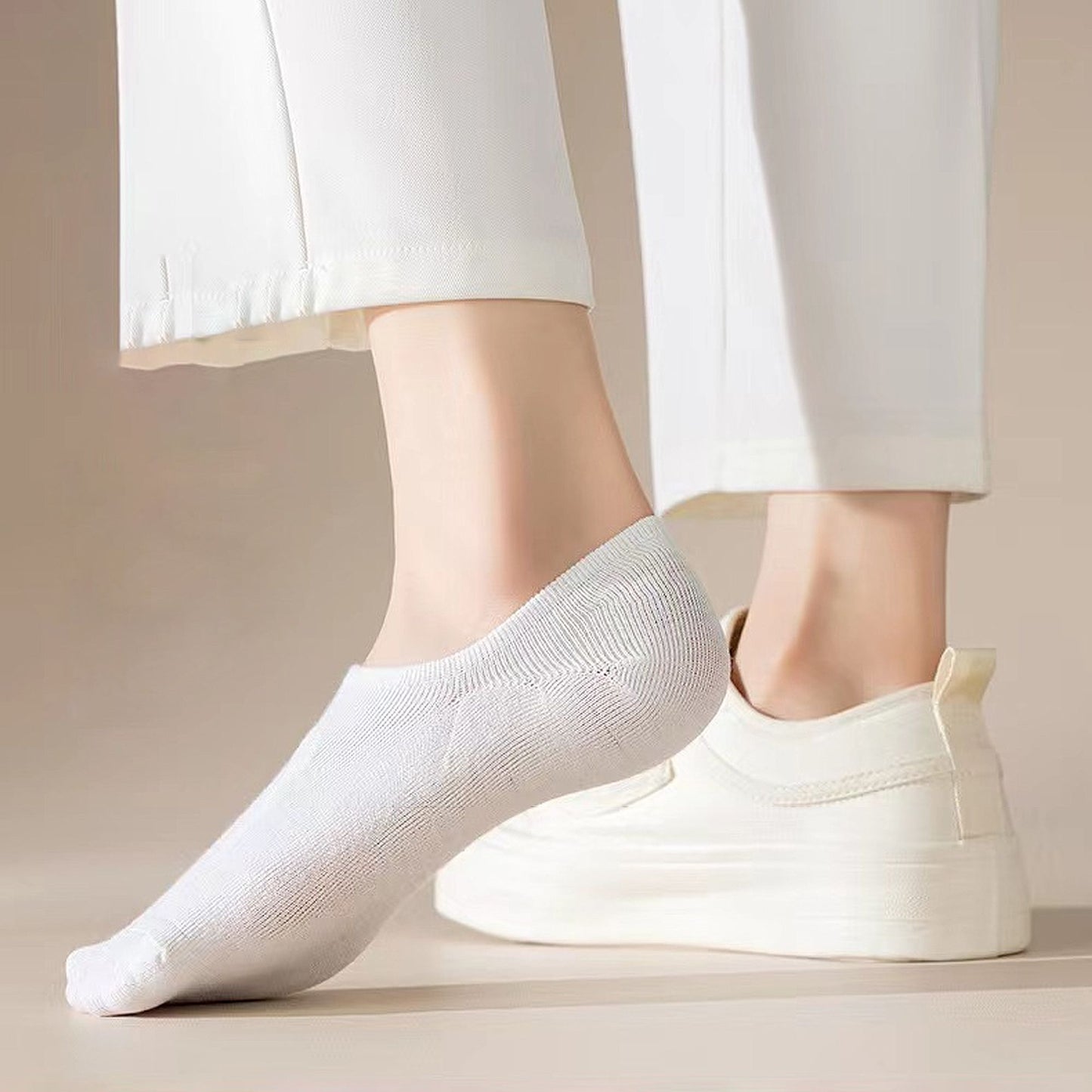 Anna-Kaci Women's Non-slip No Show Socks 6pk Invisible Liner Adorable Bear