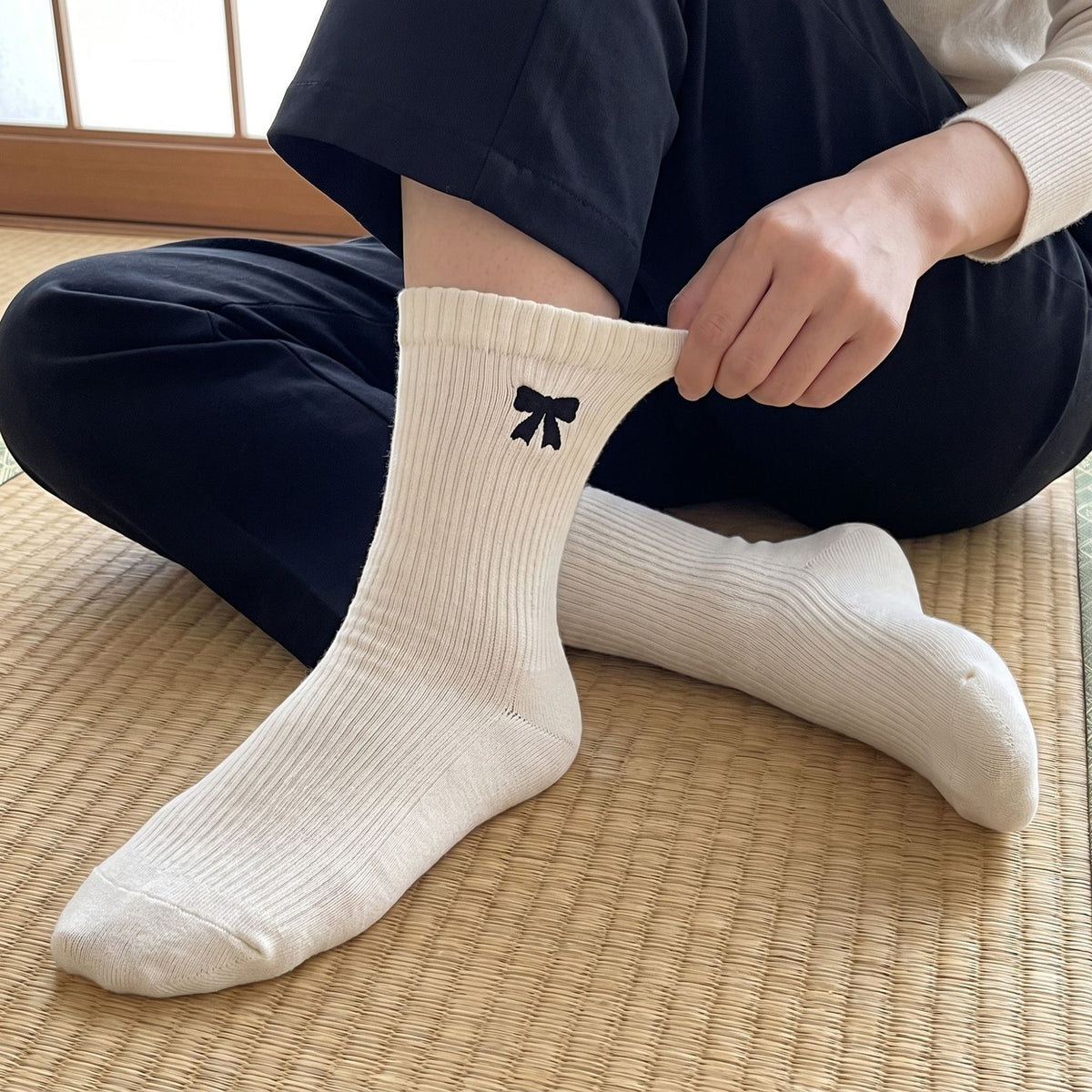 3-Pair Bow Embroidered Crew Socks Set, Ribbed Knit Casual Hosiery