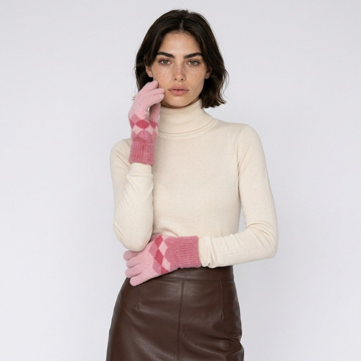 Soft Knit Gloves with Argyle Pattern and Cozy Fuzzy Texture 8.2 x 3.5in
