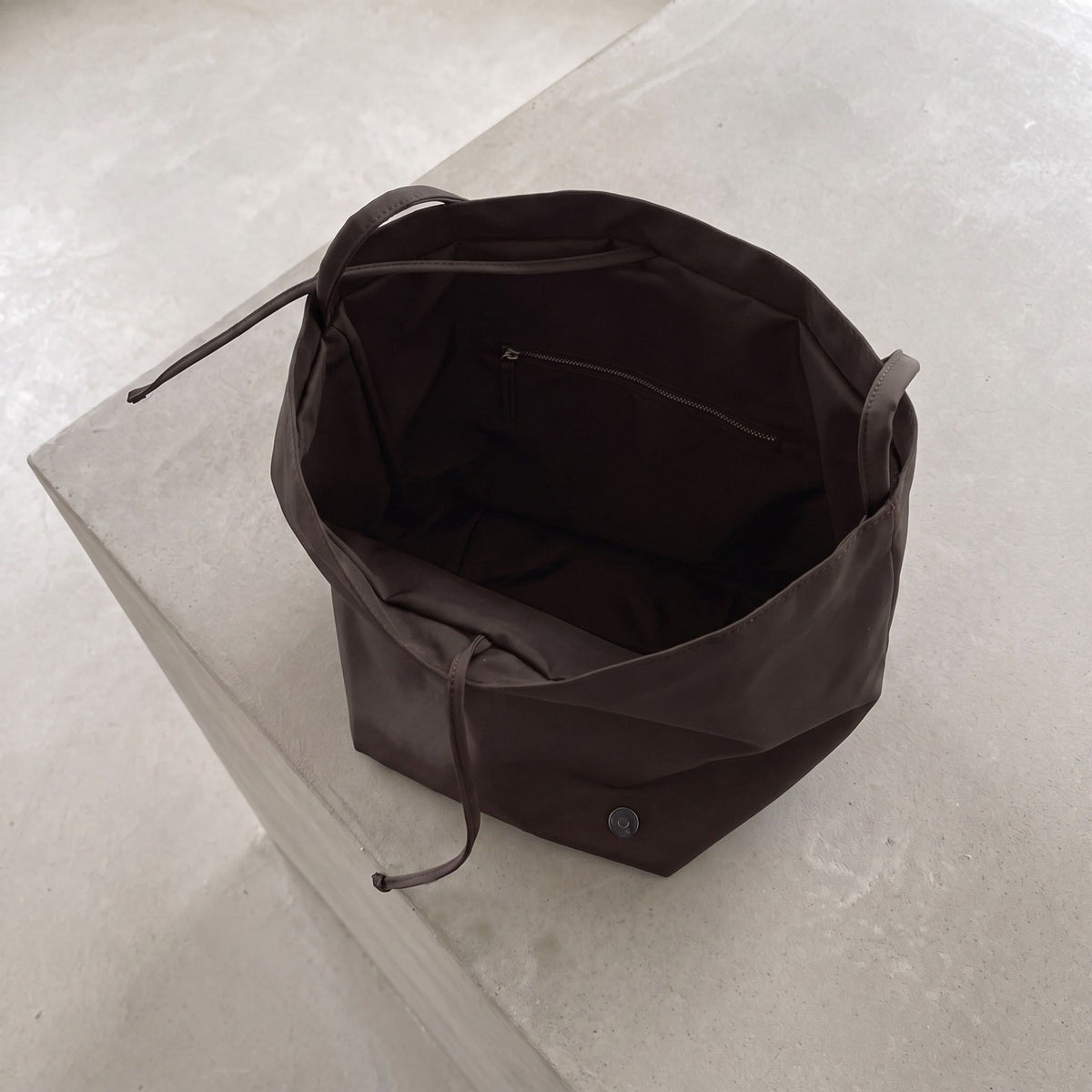 Lightweight Nylon Shoulder Tote Bag Large Capacity Casual Carryall Everyday