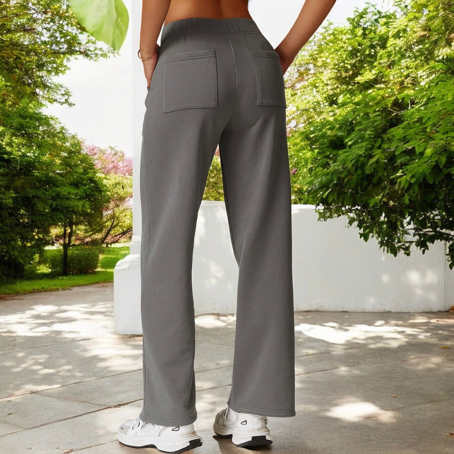 Elastic Waist Wide Leg Sweatpants with Pockets for Lounge and Casual Wear