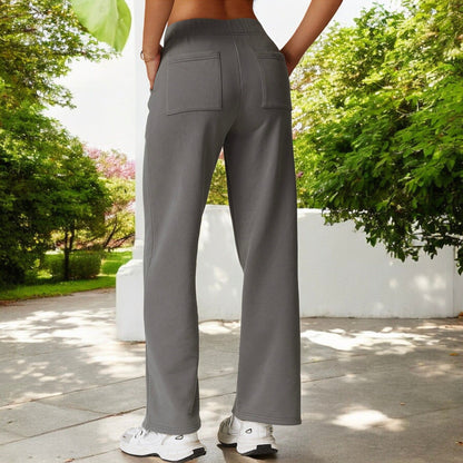 Elastic Waist Wide Leg Sweatpants with Pockets for Lounge and Casual Wear