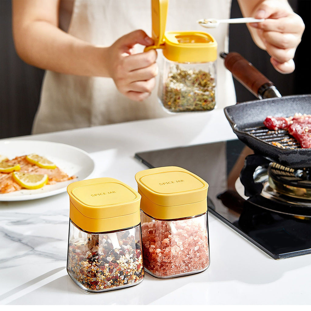 Glass Seasoning Jar with Spoon, Lid and Easy-Grip Handle