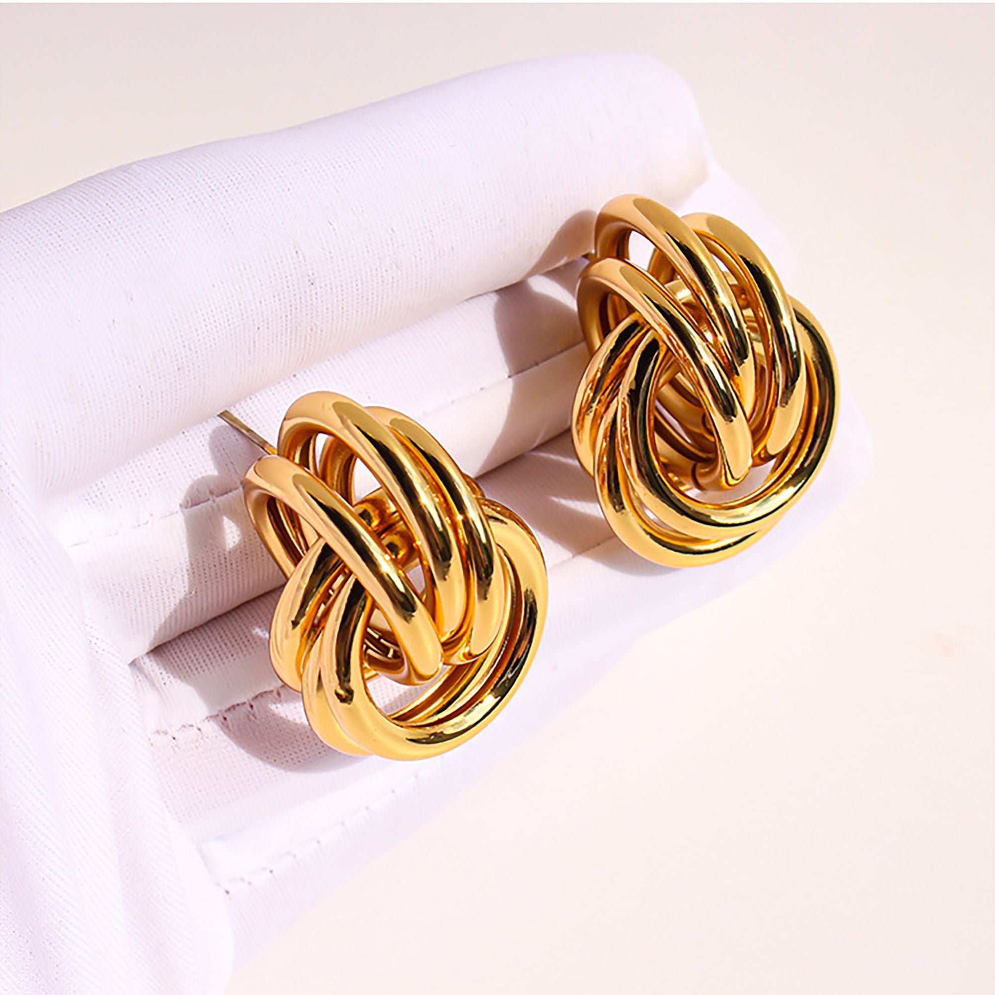 Women's Multi-Circle Statement Earrings with 925 Silver Needles