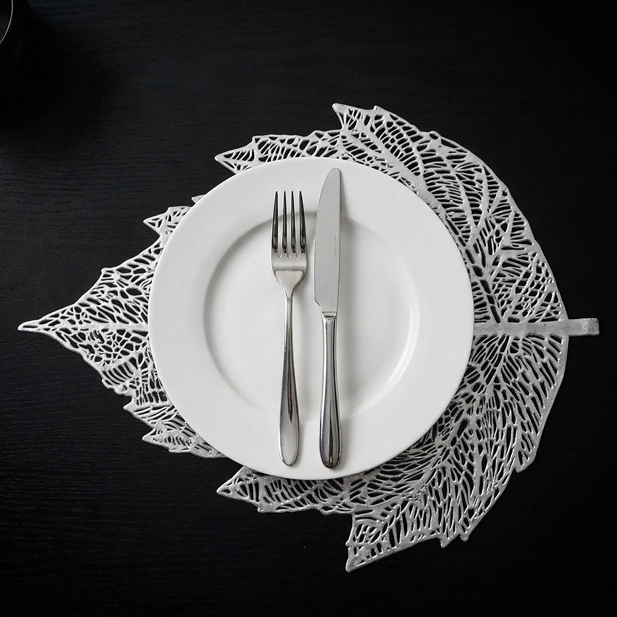 4 Piece Set Leaf Shape PVC Placemats Heat Resistant Decorative Table Mats