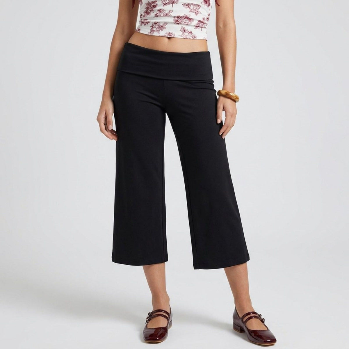 Foldover Waistband Cropped Wide-Leg Trousers Eye-Catching