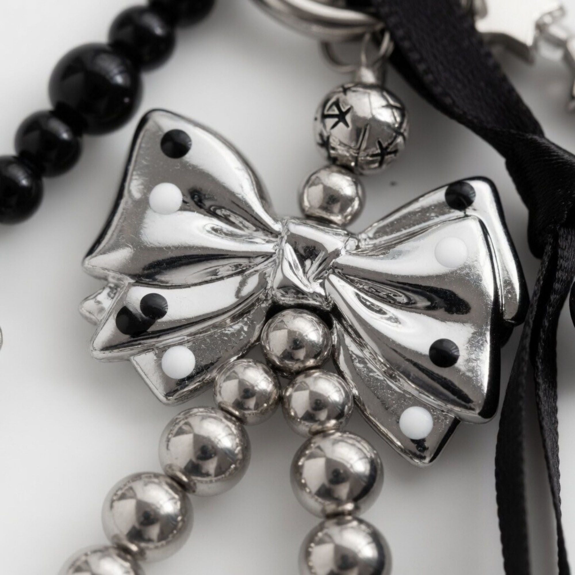 Bow Beaded Charm Keychain with Star Chain Teddy Bear Pendant Ribbon Tassel Bag Charm Key Ring Accessory