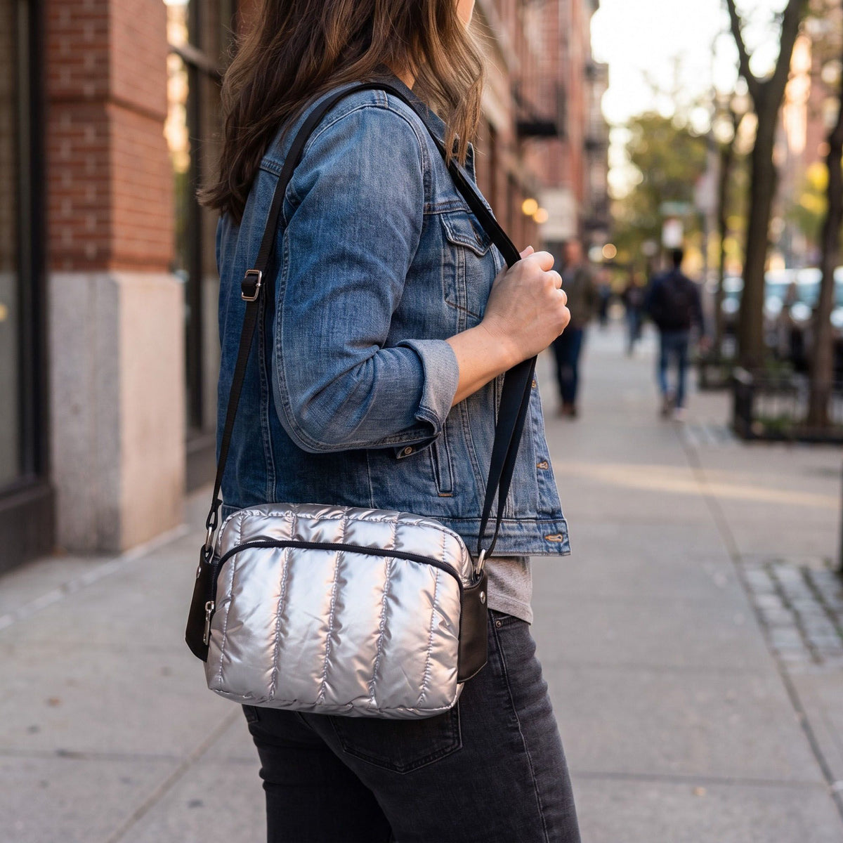 Quilted Crossbody Bag Adjustable Strap Front Zip Pocket Shoulder Bag