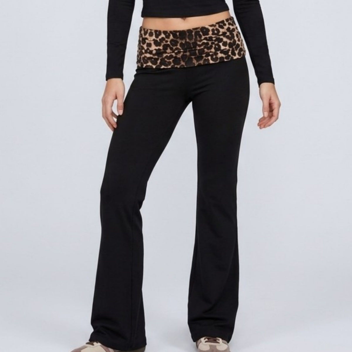 Leopard Print Contrast Waistband Full-Length Wide-Leg Trousers