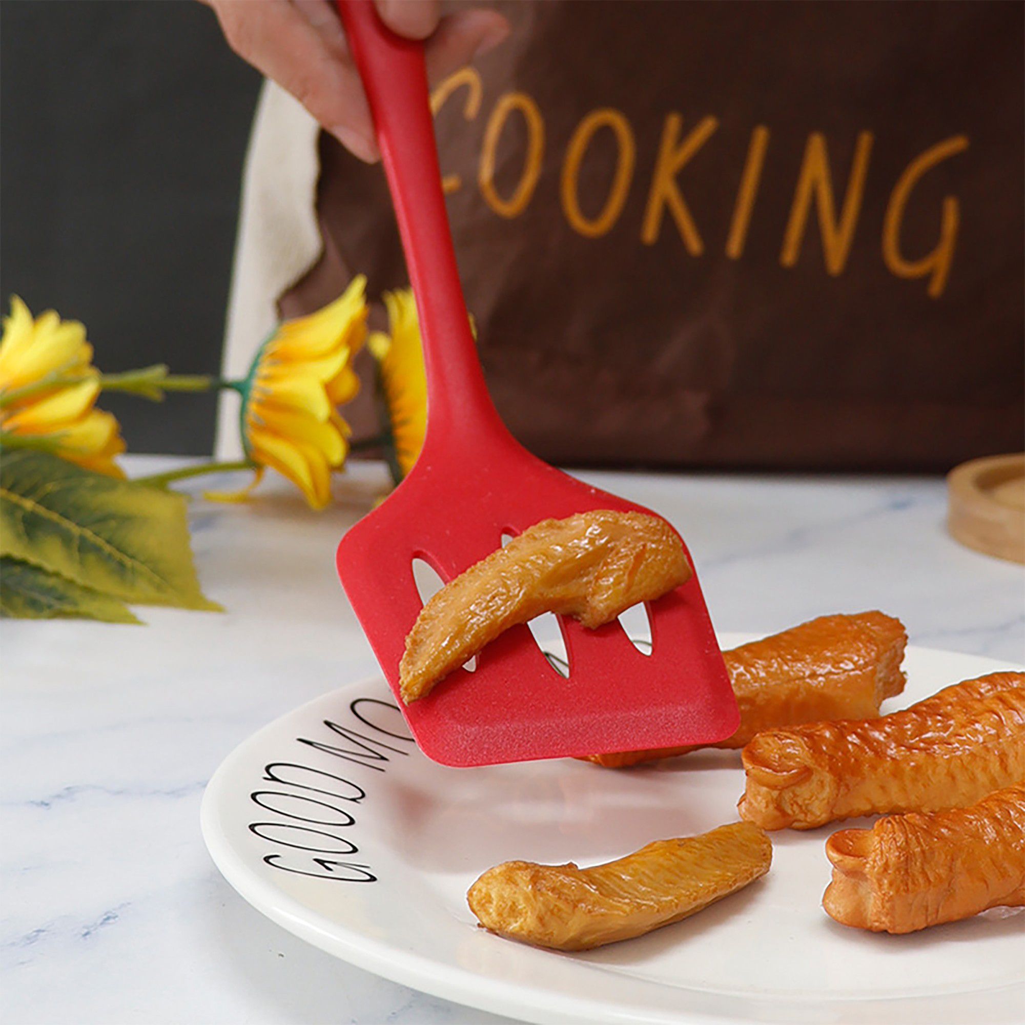 5-Piece Silicone Kitchen Utensil Set with Spatulas, Whisk and Pastry Brush