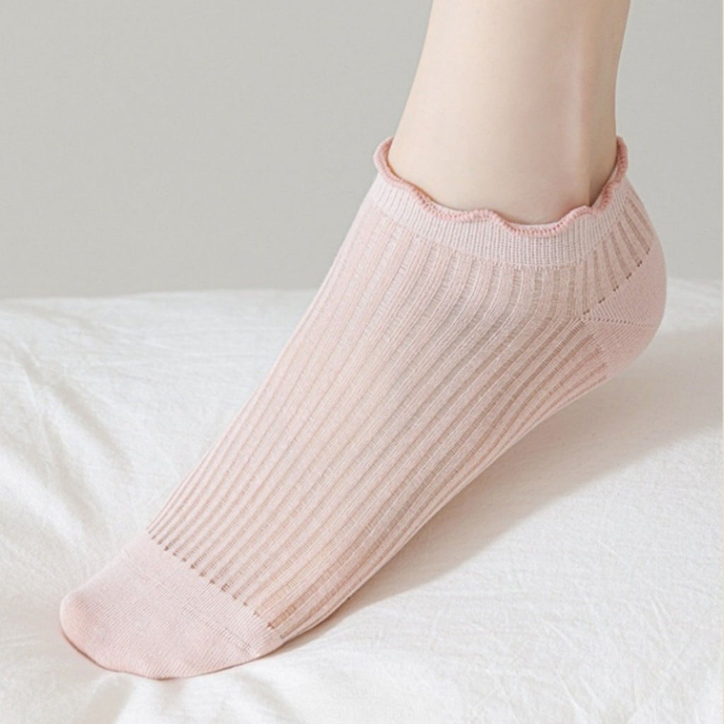 Anna-Kaci Women's Ribbed Ankle Socks with Ruffle Lettuce Trim Cuff Soft Breathable Knit 3-Pack