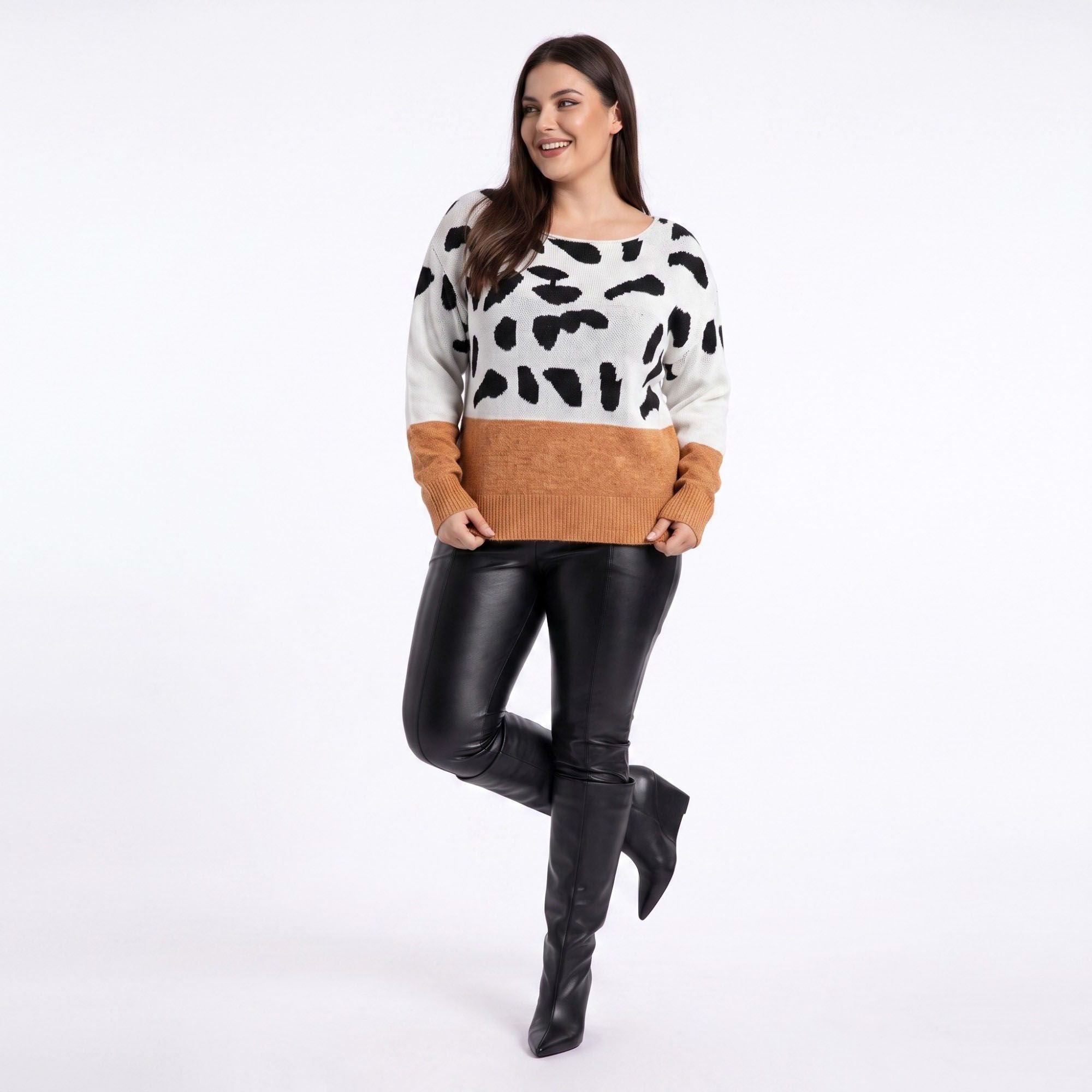 Plus Size Animal Print Colorblock Boat Neck Sweater