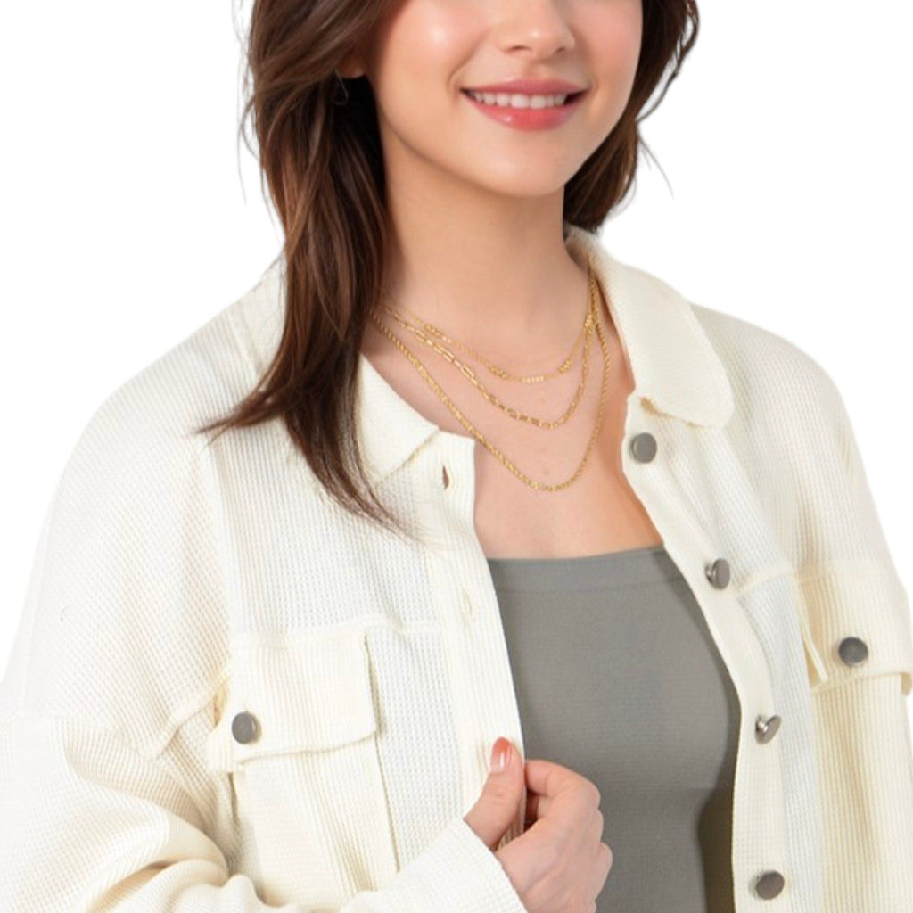 Layered Chain Fashion Necklace with Textured and Beaded Details