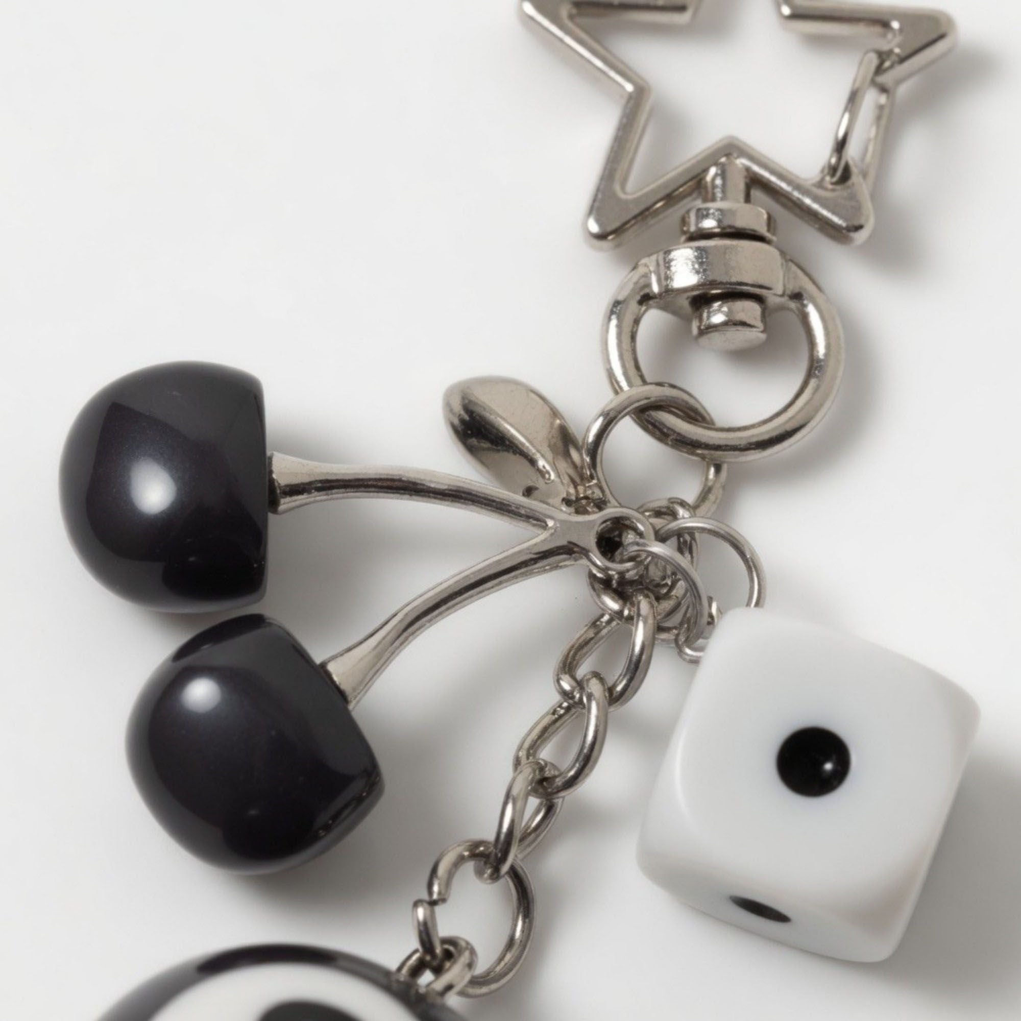 Dice Charm Keychain with Multi Dice Pendant Set Game Theme Bag Charm Key Ring Accessory