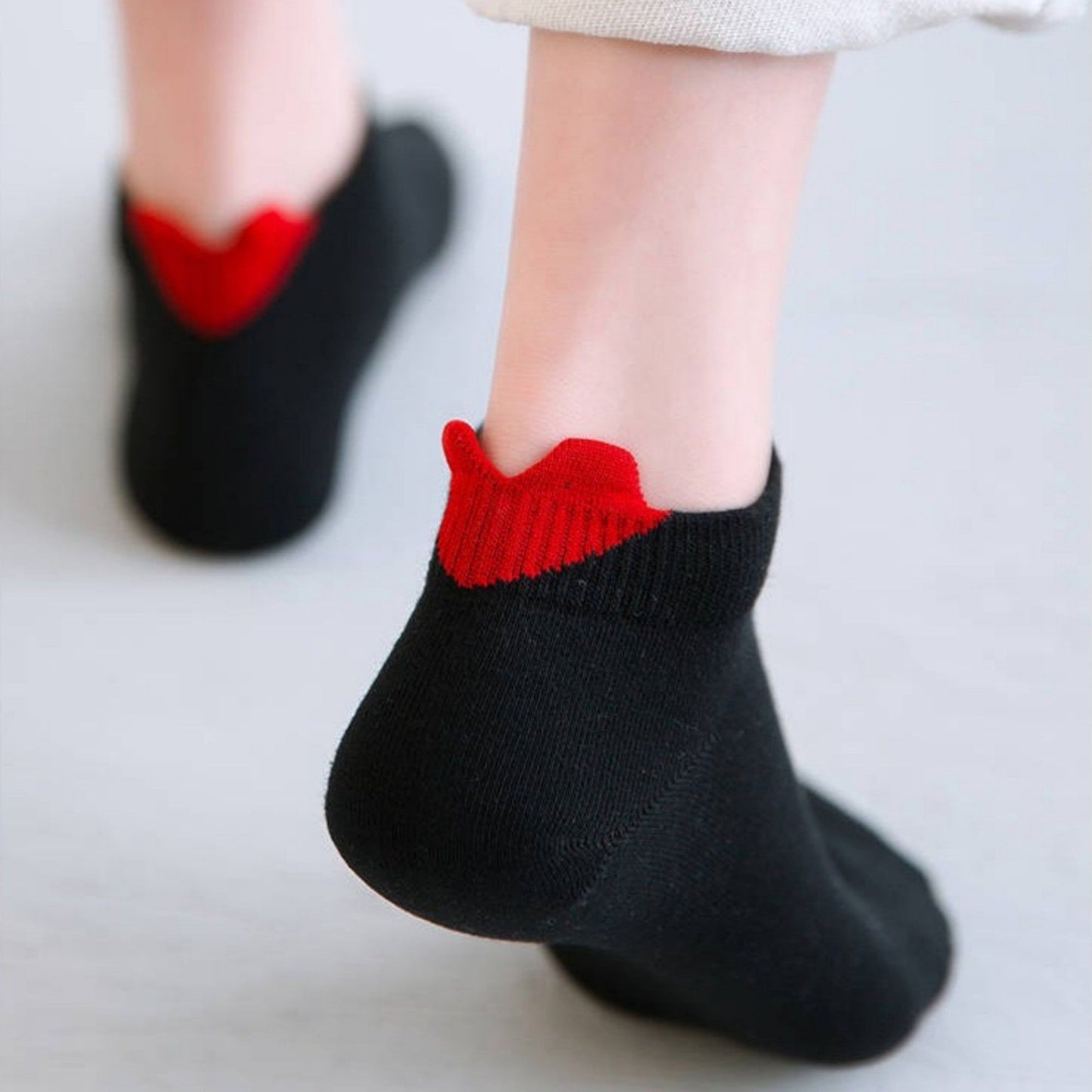 Anna-Kaci Women's Ankle Socks with Ribbed Heart-Shaped Heel Detail Soft Stretch Knit Comfort 3-Pack