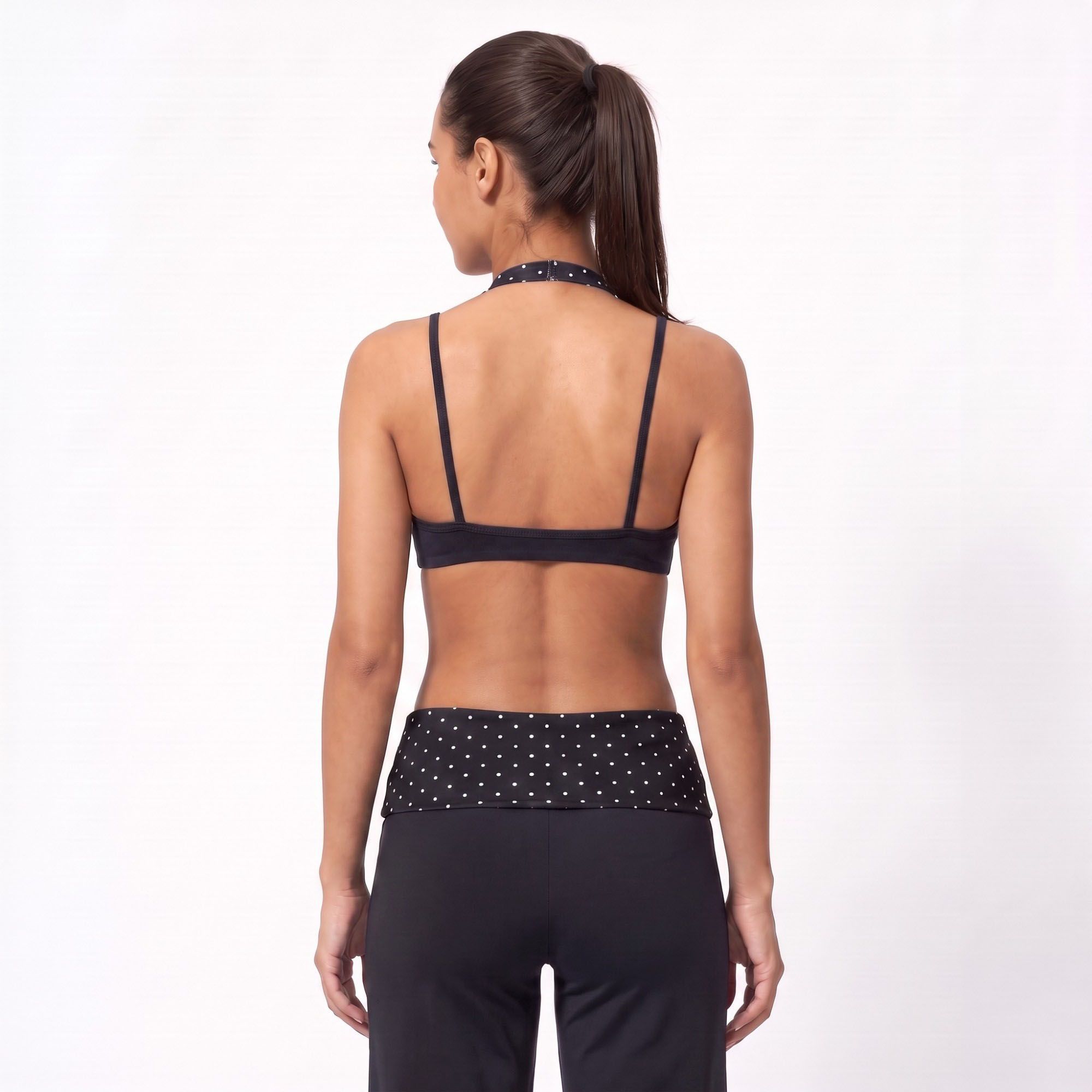 Layered Polka Dot Halter Sports Bra with Slim Straps for Yoga and Everyday Activewear