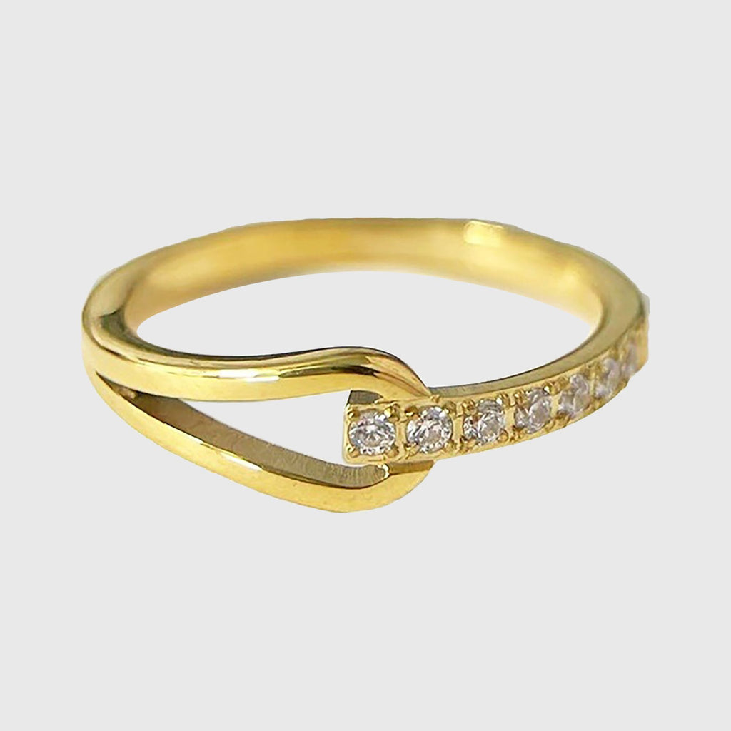Women's Buckle Statement Ring with Cubic Zirconia - Twisted Band Sparkle Ring for Daily & Dressy Styling