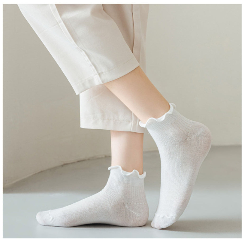 Anna-Kaci Women's 5-Pack Ribbed Ankle Socks with Ruffle Lettuce Trim Soft Stretch Cotton Cute Everyday Style