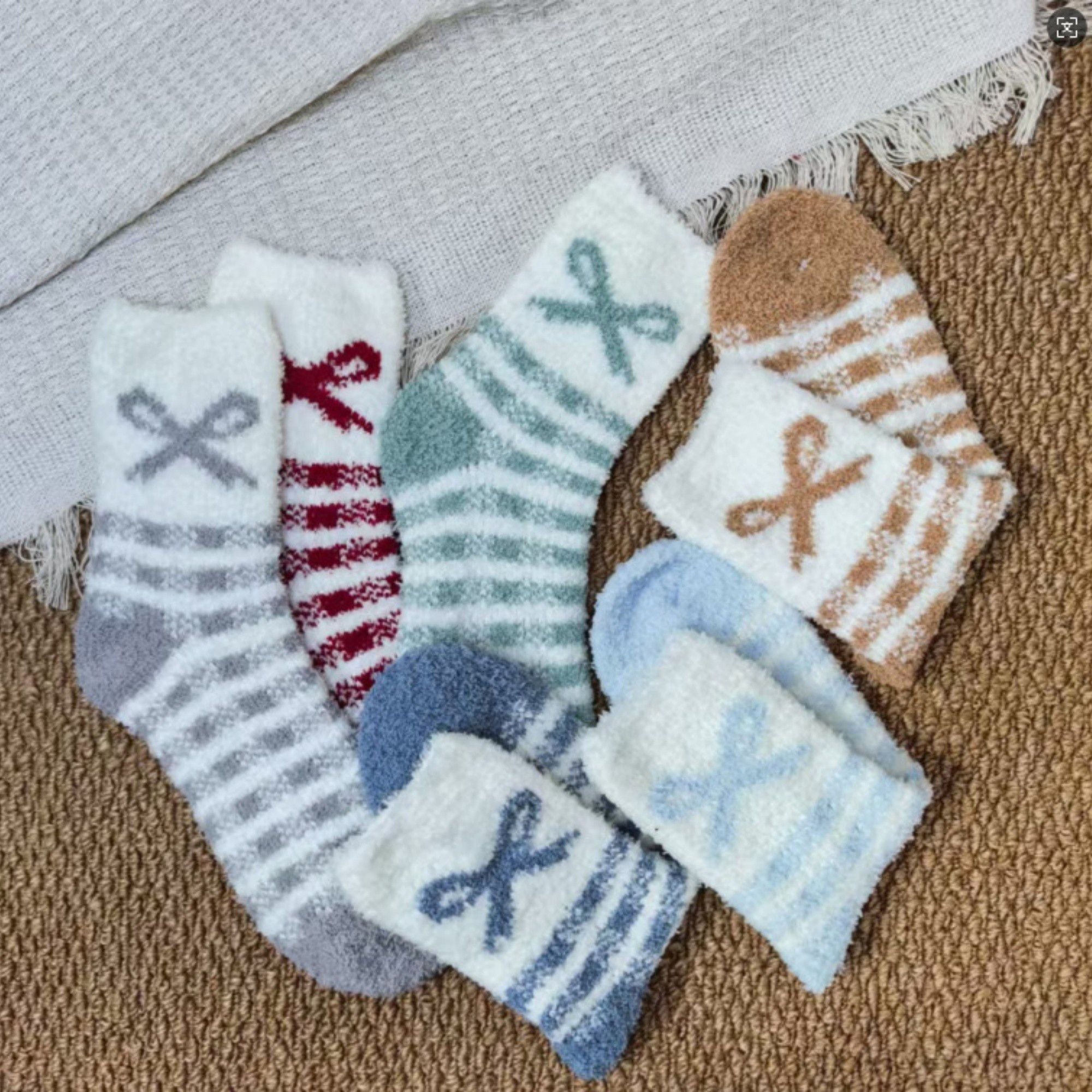 Anna-Kaci 3-Pair Fuzzy Bow Knit Crew Socks Set with Plush Soft Texture, Stretchy Cozy Fabric, and Graphic Bow Pattern for Gifting
