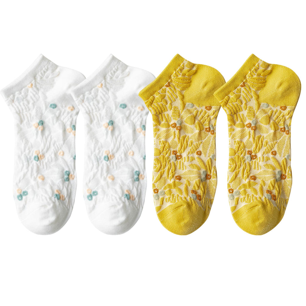Anna-Kaci 4 Pairs Women's Low-Cut Floral Embroidered Socks Soft Combed Cotton Breathable Fit for Sneakers Flats and Everyday Casual Wear