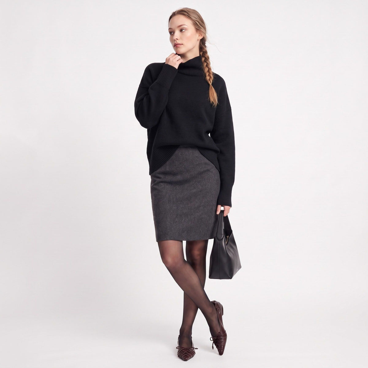 Relaxed Fit Crew Neck Pullover Sweater
