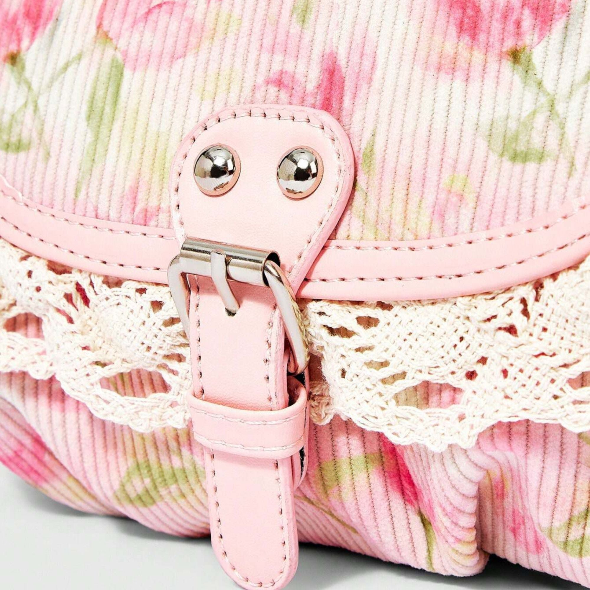 Vintage Lace Crossbody Bag for Women, Adjustable Shoulder Purse with Buckle Flap