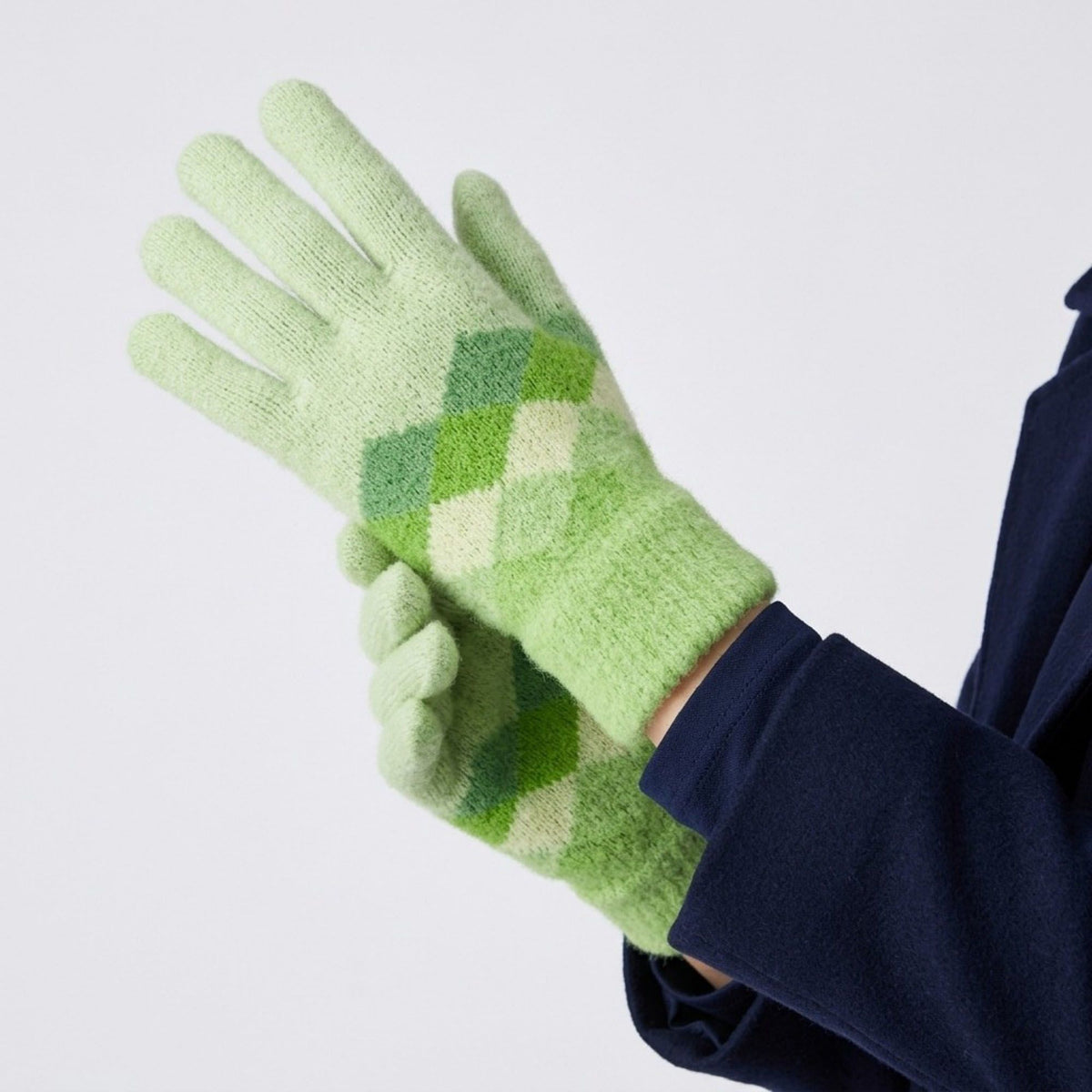 Soft Knit Gloves with Argyle Pattern and Cozy Fuzzy Texture 8.2 x 3.5in