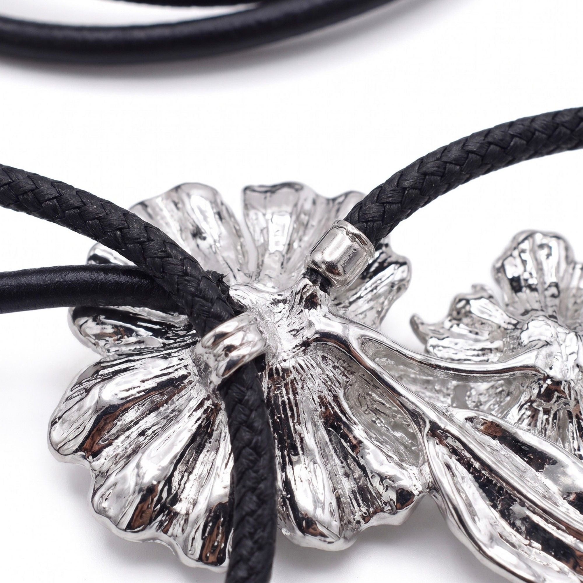 Double Floral Metal Waist Rope Adjustable Floral Body Belt Flower Inspired Waist Jewelry 47.2in