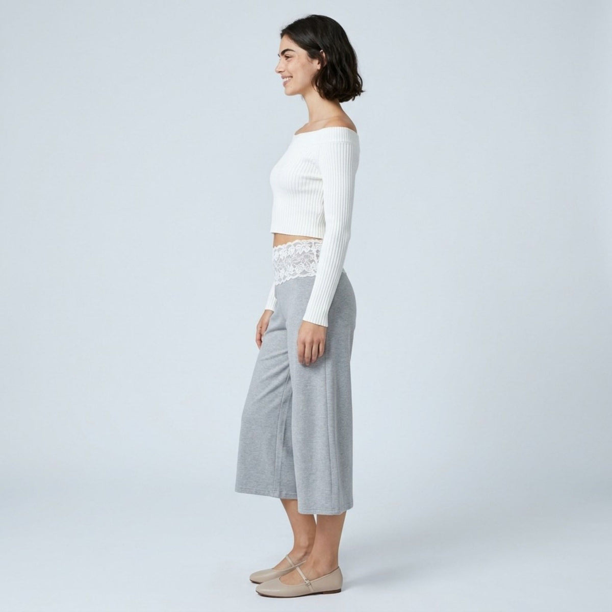 Lace Contrast Waistband Cropped Wide-Leg Trousers
