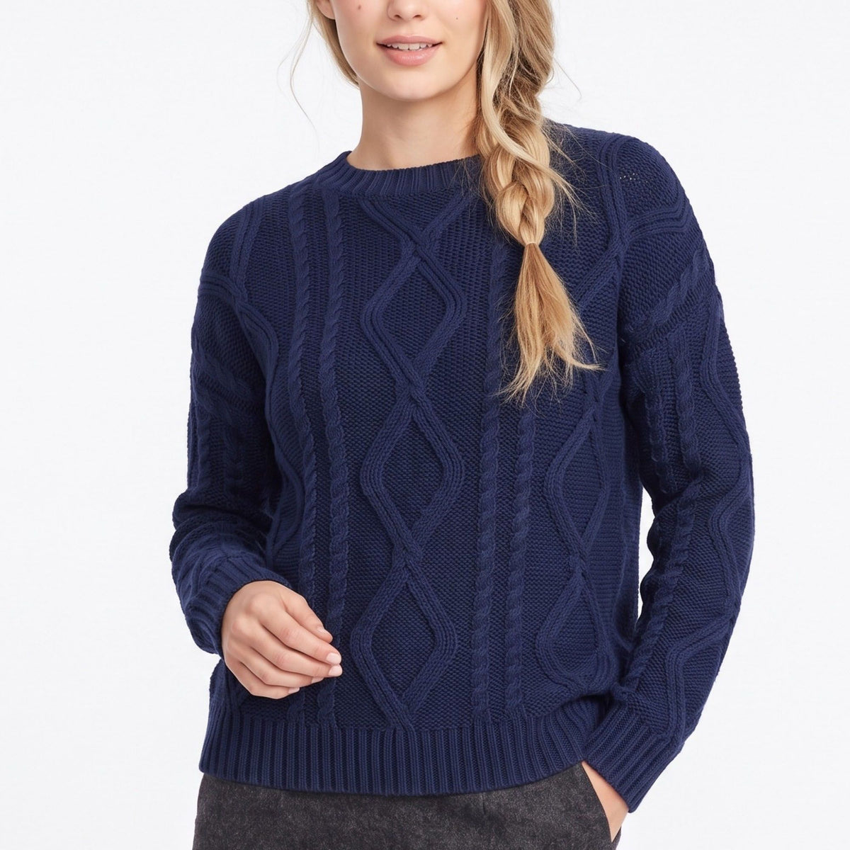 Cable Knit Crew Neck Pullover Sweater