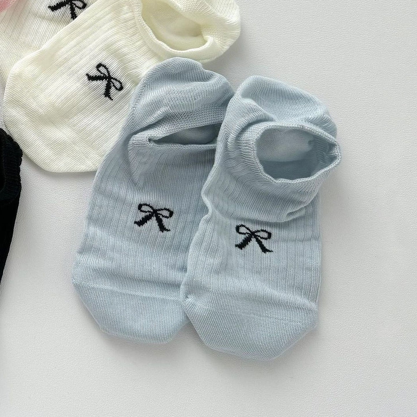 Anna-Kaci Women's No-Show Liner Socks with Bow Accent 5Pk