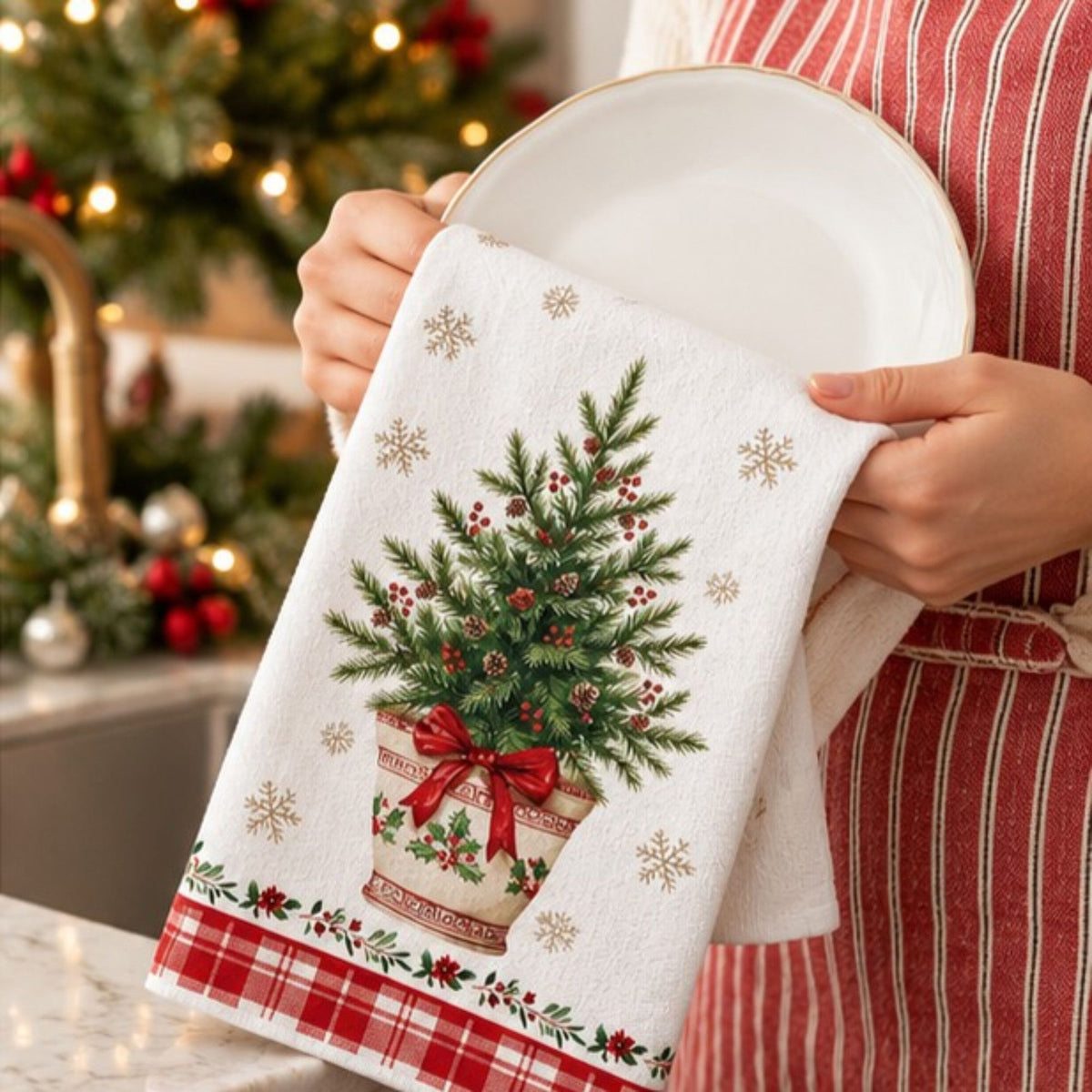 2-Pack Christmas Kitchen Towels 15.7x23.6in, Green Tree & Ornament Microfiber Towels