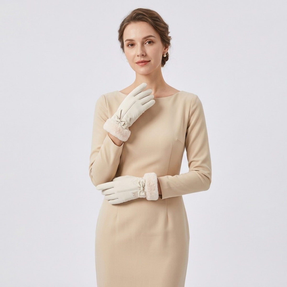 Winter Gloves with Faux Fur Cuffs and Bow Detail 9.8 x 4.7in