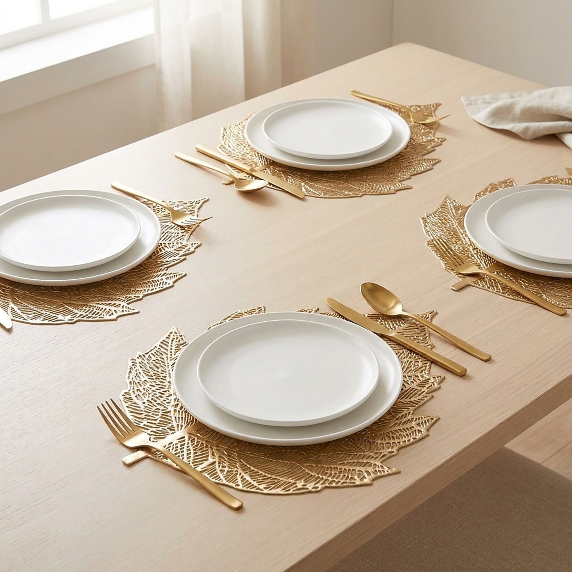 4 Piece Set Leaf Shape PVC Placemats Heat Resistant Decorative Table Mats