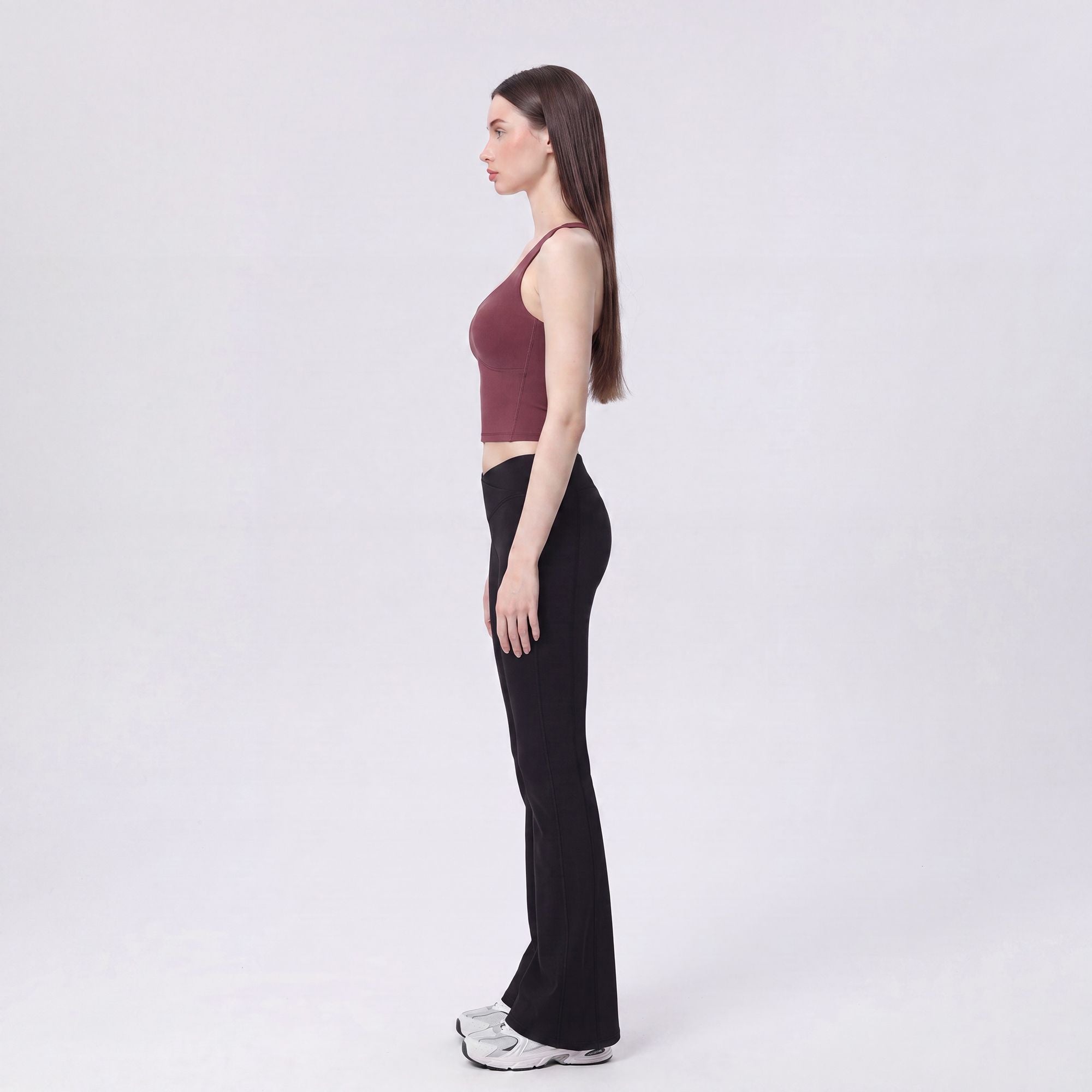 Cropped Yoga Tank Top with Built In Padding Scoop Neck Wide Strap Fitted Activewear Top