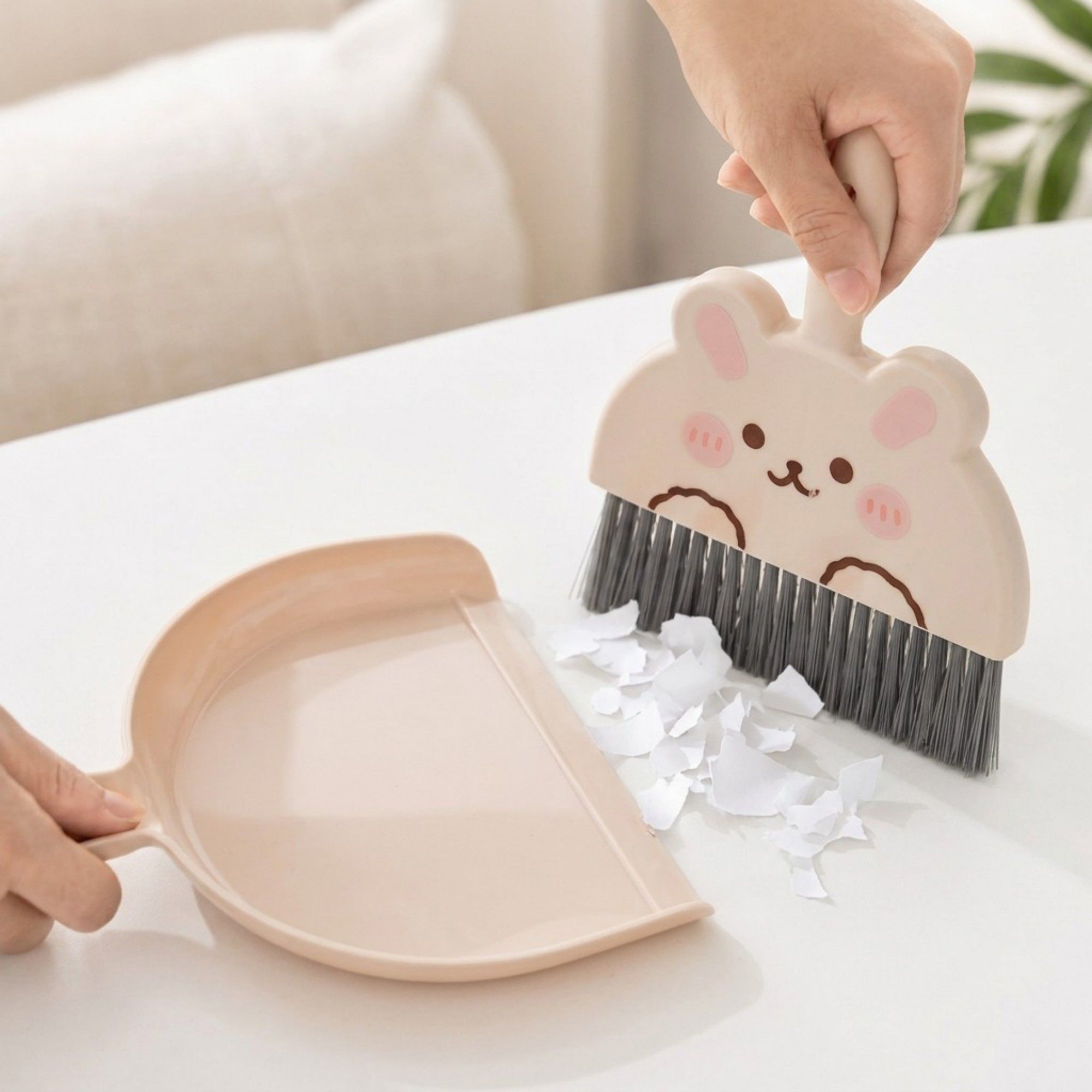 2-Piece Mini Dustpan and Brush Set with Animal Face Design for Tabletop Cleaning