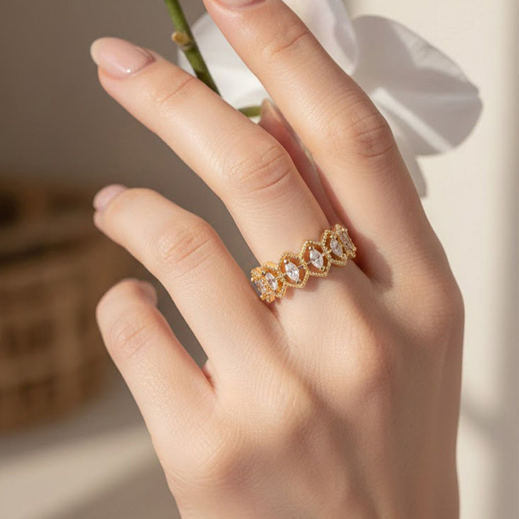 Elegant Crown and Geometric Rings for Women Sparkling Crystal Statement Band Fashion Jewelry for Daily Wear
