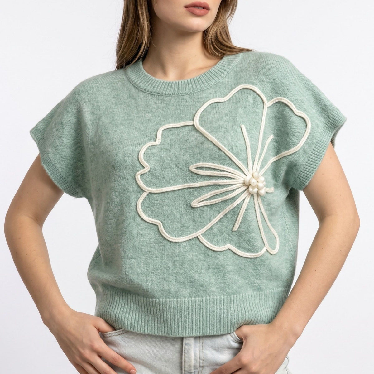 Floral Applique Short Sleeve Knit Sweater
