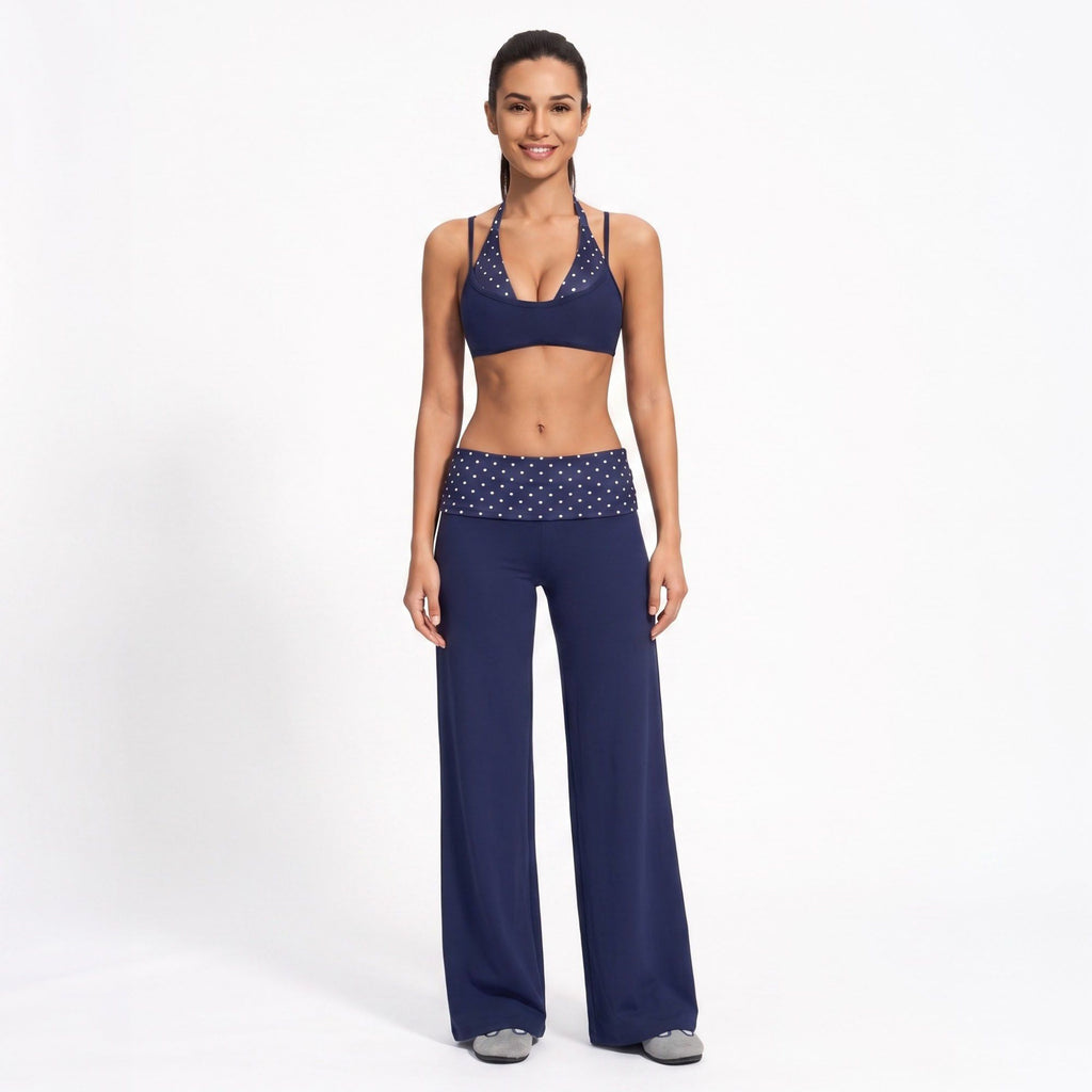 Layered Polka Dot Halter Sports Bra with Slim Straps for Yoga and Everyday Activewear