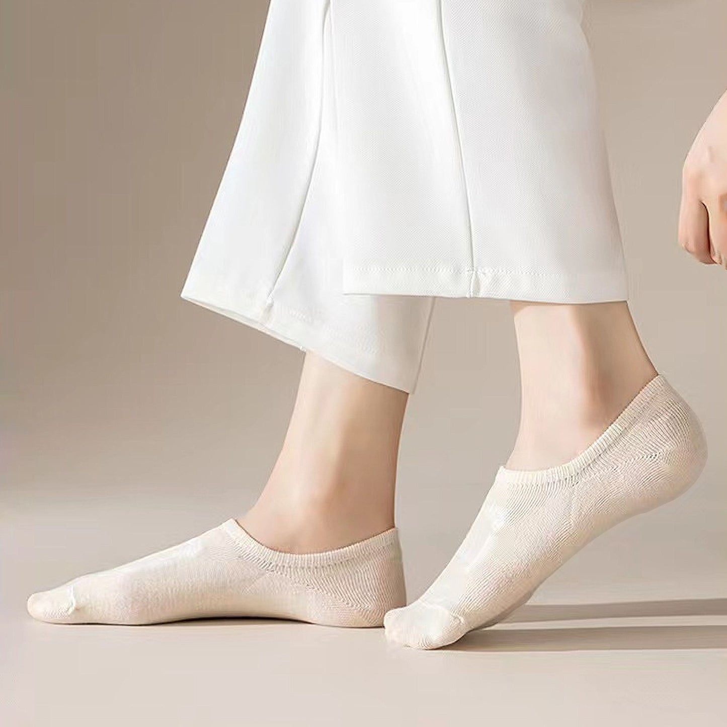 Anna-Kaci Women's Non-slip No Show Socks 6pk Invisible Liner Adorable Bear