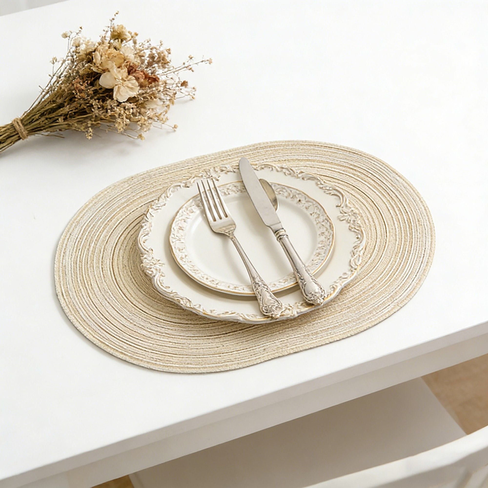4 Piece Oval Braided Placemats Woven Heat Resistant Dining Table Mats Washable Kitchen Place Mats