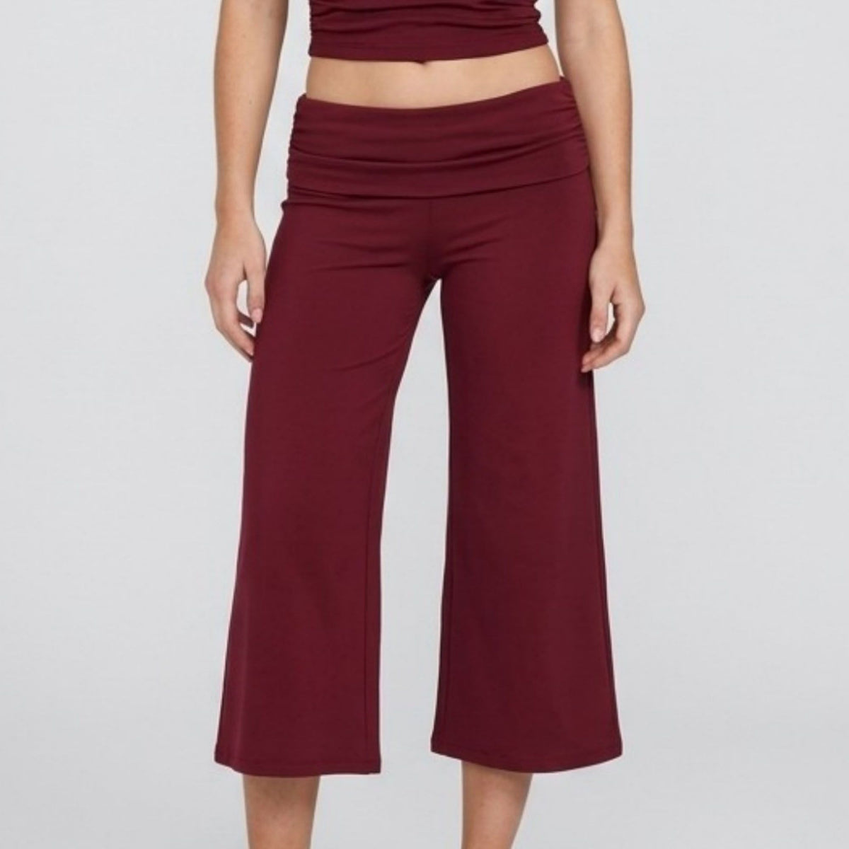 Foldover Waistband Cropped Wide-Leg Trousers Eye-Catching