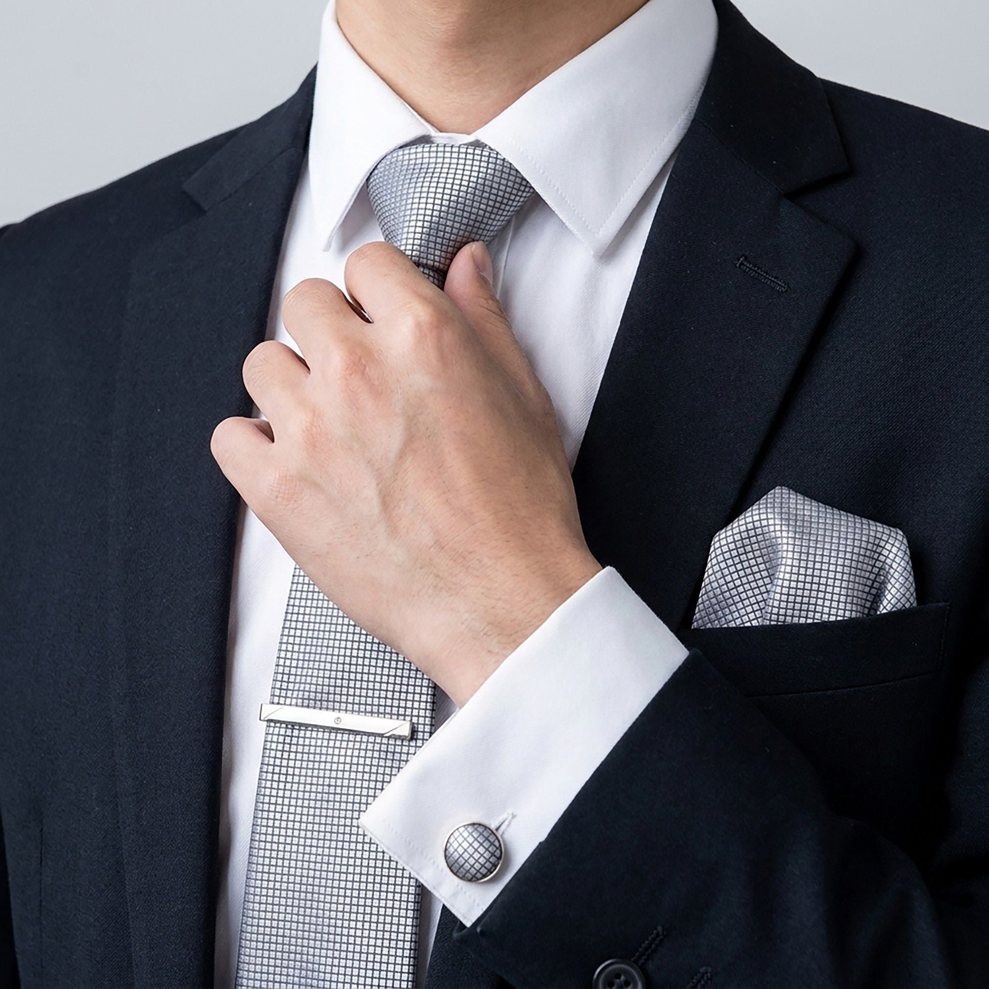 Men's Jacquard Woven Tie Set with Pocket Square Cufflinks and Tie Clip