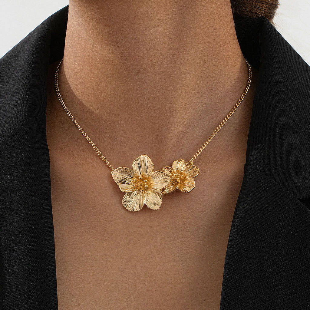 Women's Floral Pendant Necklace