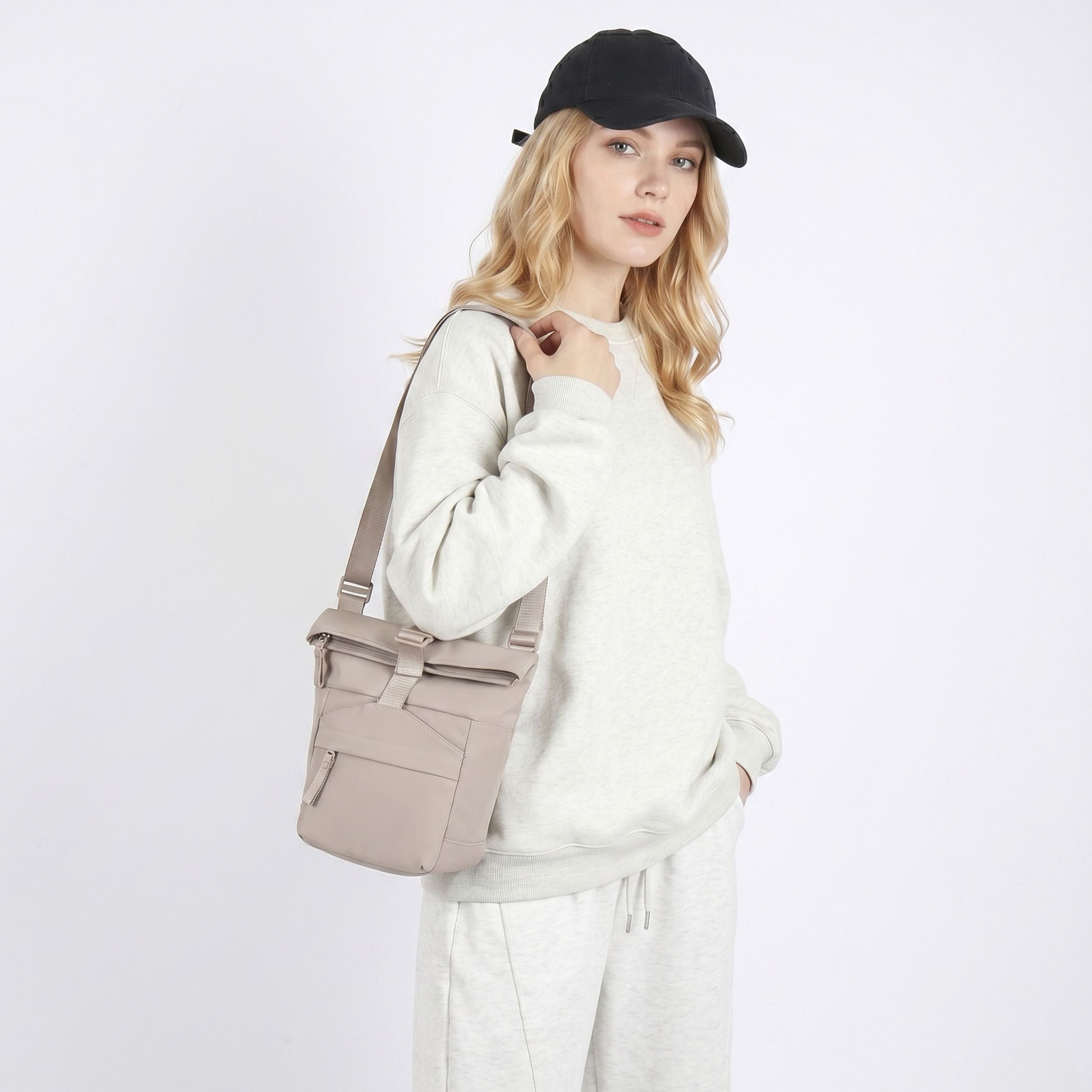 Water Resistant Nylon Crossbody Bucket Bag Adjustable Strap Multi Pocket Everyday Travel Bag