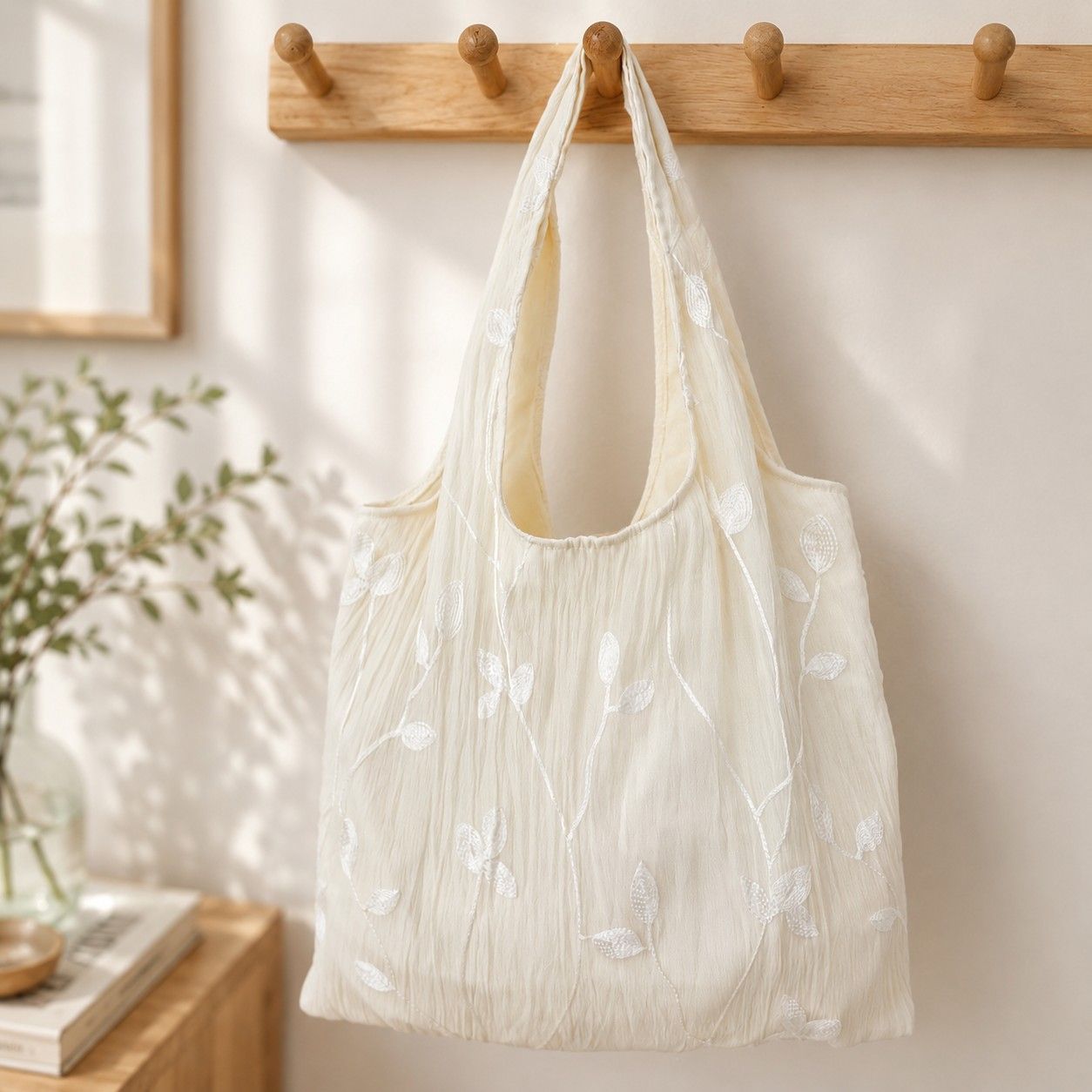 Embroidered Leaf Shoulder Tote Bag Lightweight Foldable Everyday Bag for Women