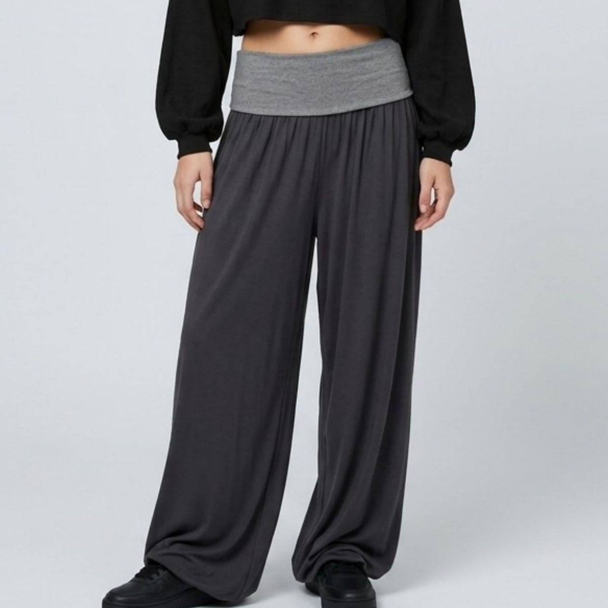 Contrast Foldover Waistband Full-Length Wide-Leg Trousers