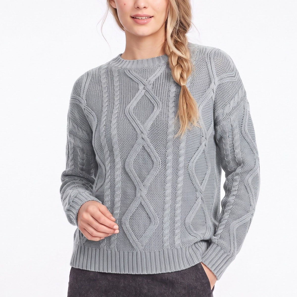 Cable Knit Crew Neck Pullover Sweater